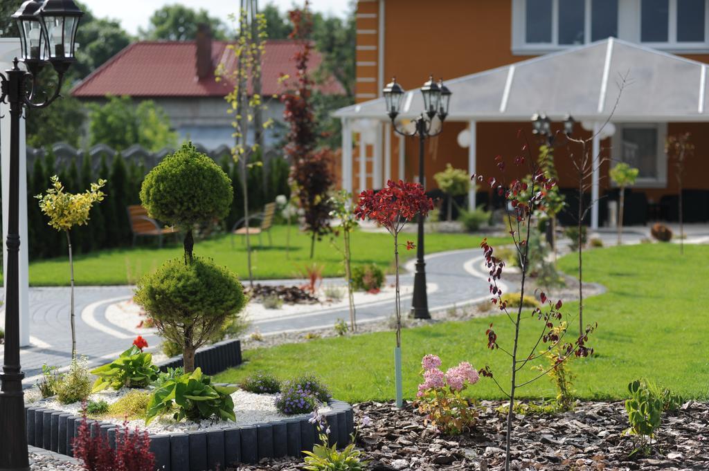 Zajazd Cobra Ostrow Mazowiecka Ngoại thất bức ảnh
